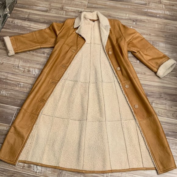 Audrey Talbott Beige Lambskin Shearling - Picture 6 of 8